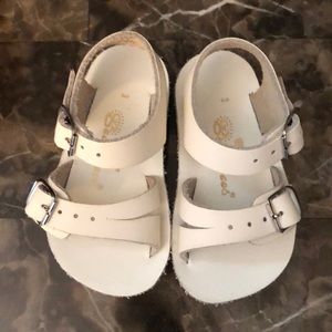 Sun-San SeaWees White Sandals